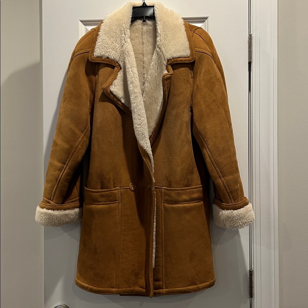 Vintage Sawyer of Napa Shearling Coat With Pockets - Picture 2 of 12